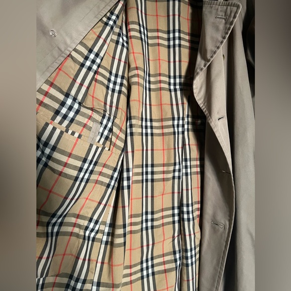 VINTAGE Burberry trench - Picture 4 of 13